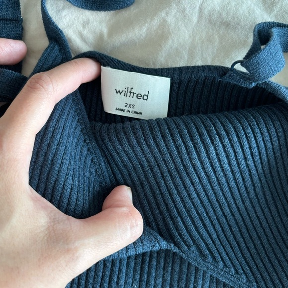 Aritzia Wilfred Tank Top - Picture 2 of 3